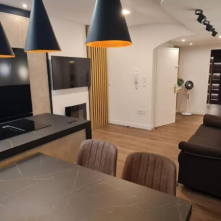 Atico De Diseno En El Centro Apartment Oviedo Exterior foto